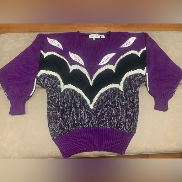Maurada Sweaters - Vintage Maurada Women Purple Angora Wool Blend Knit Geo Leaf Sweater Size Medium